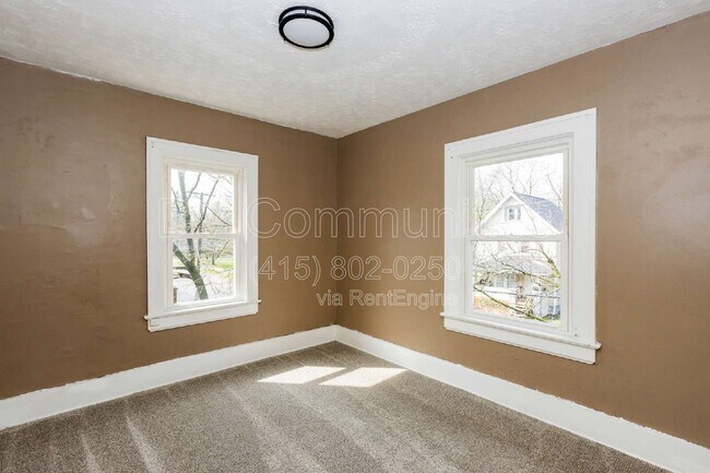 Building Photo - 243 Wildwood Ave