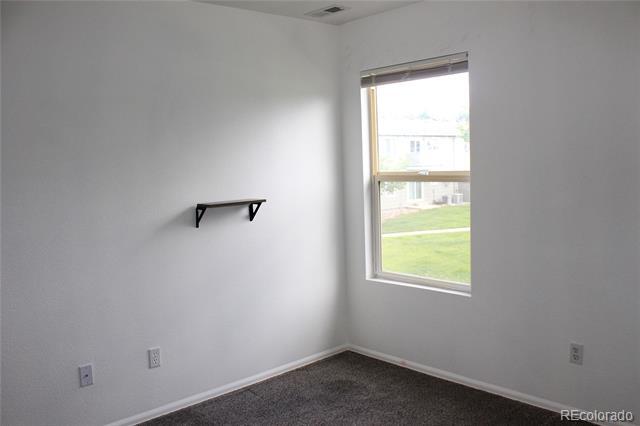 Building Photo - 367 Kitfield View
