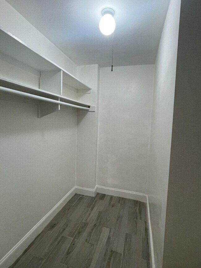 Building Photo - 280 Marin Blvd