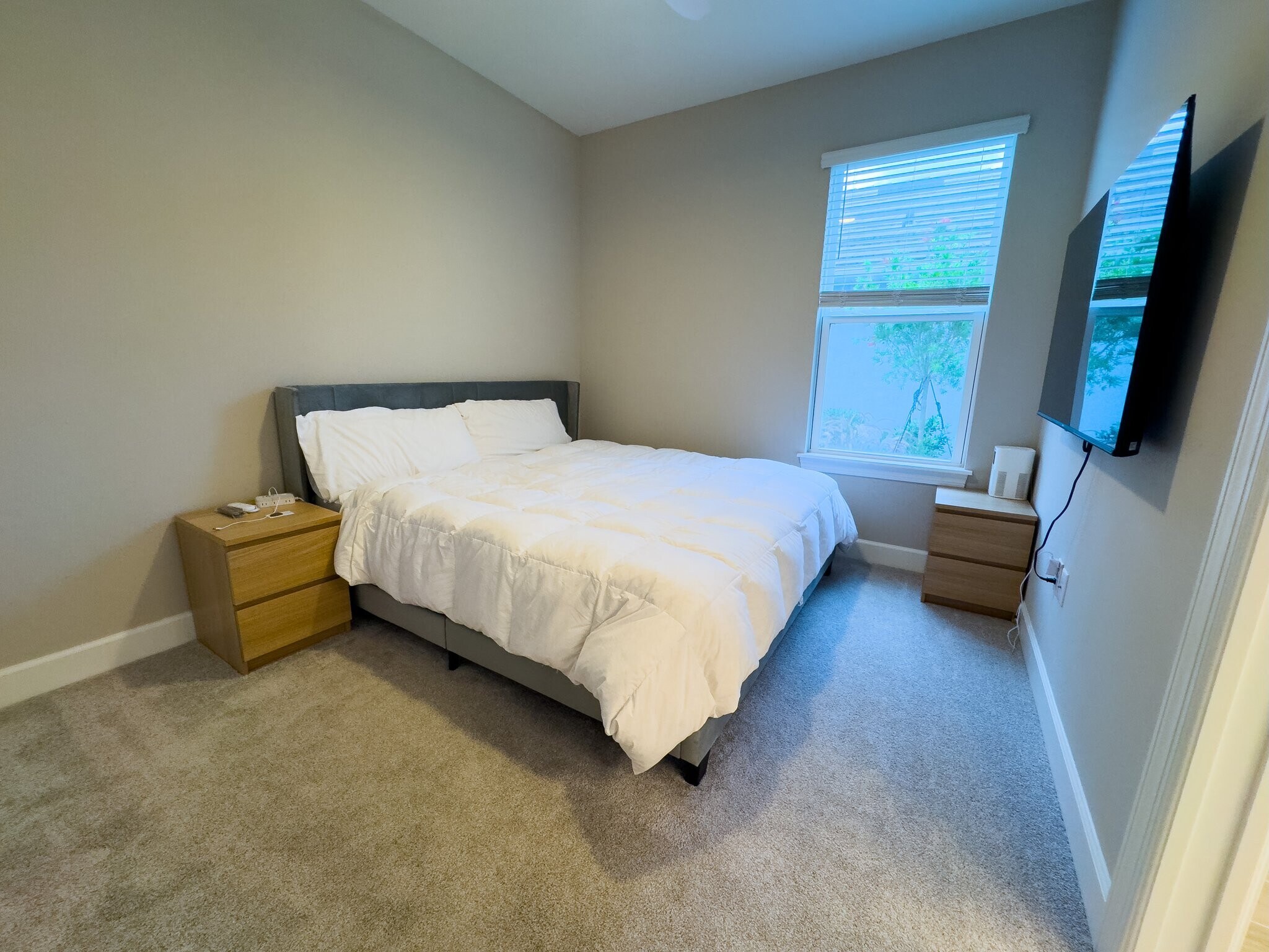 Building Photo - 16126 San Donato Pl