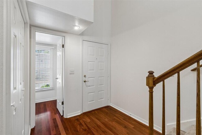 Building Photo - 2509 Crowder Ln