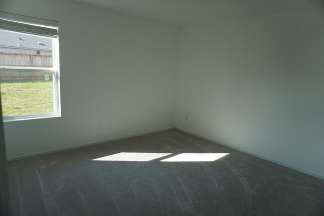 Building Photo - 16803 Great Stable Wy