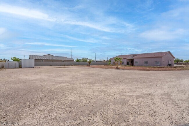 Building Photo - 4880 Dorrell Ln