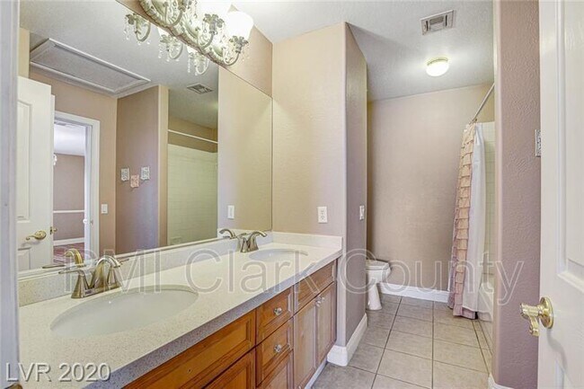 Building Photo - 2770 Sweet Willow Ln