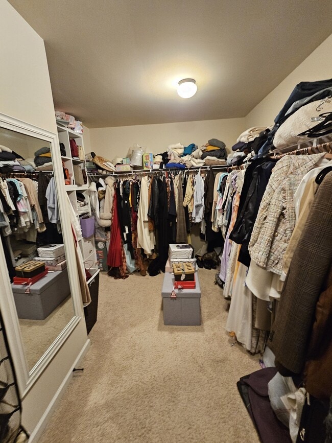 Building Photo - 202 Ermon Ct