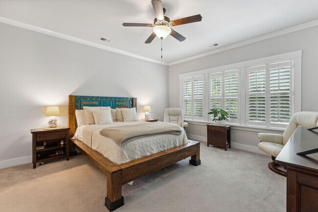 Building Photo - Well maintained home in Fleming Park - Jam...