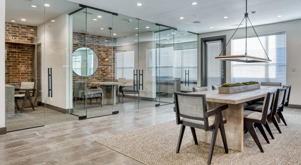 Building Photo - 503 Richland Hills Dr