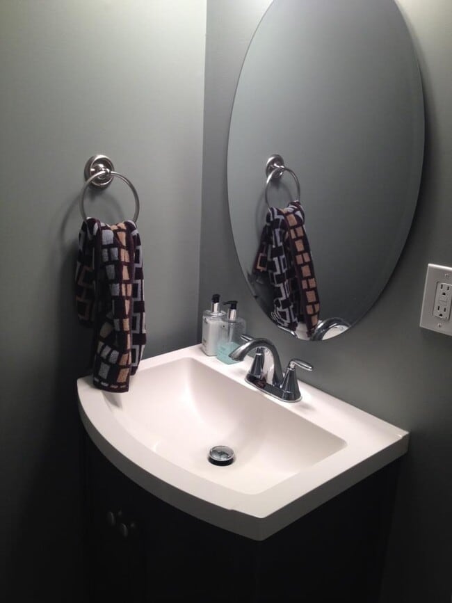 Building Photo - Premium Renovation Inside a Wonderfully Sp...
