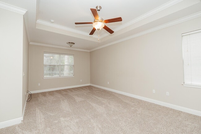 Building Photo - 114 Crab Apple Ave