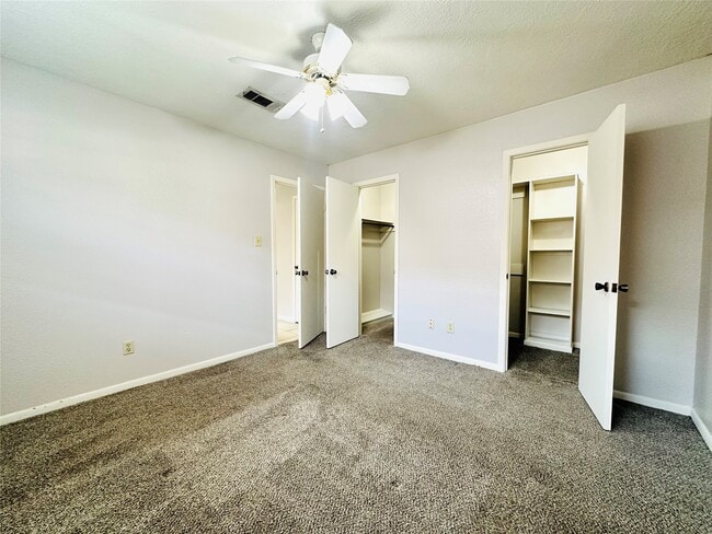 Building Photo - 1009 Mccall Ave