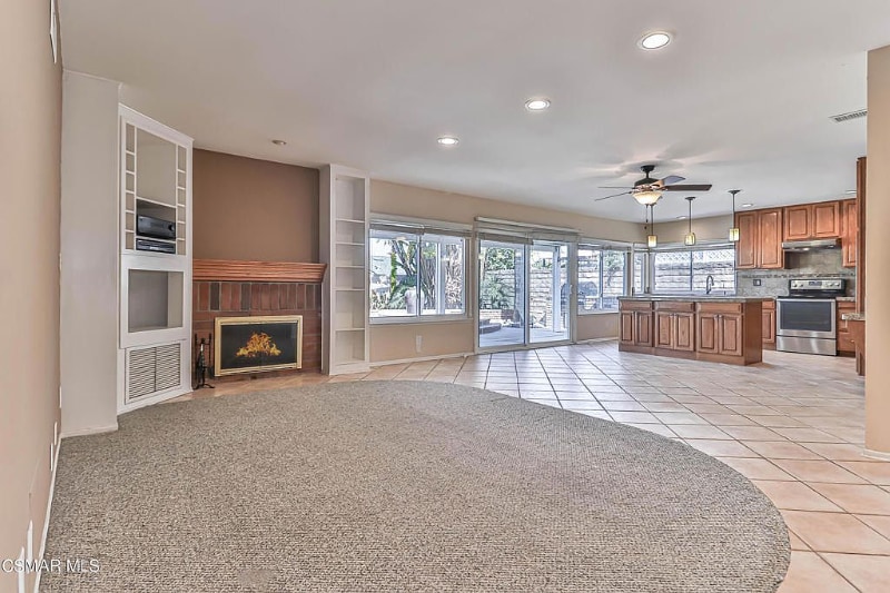 Building Photo - 2245 Parker Ct