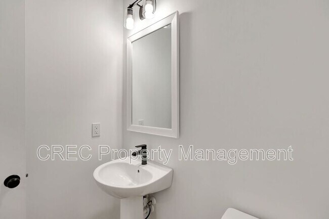 Building Photo - 251 Claret Cup Wy