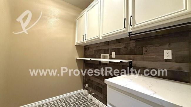 Building Photo - 9139 Seal Beach Dr