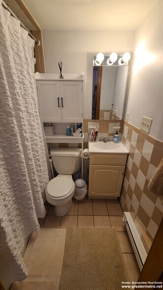 Building Photo - 183 Endicott St