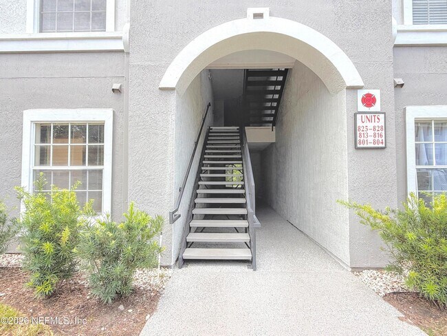 Building Photo - 3591 Kernan Blvd S