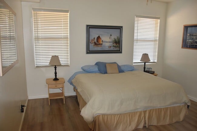 Building Photo - Furnished 3 Bedroom Home in Foothills with...