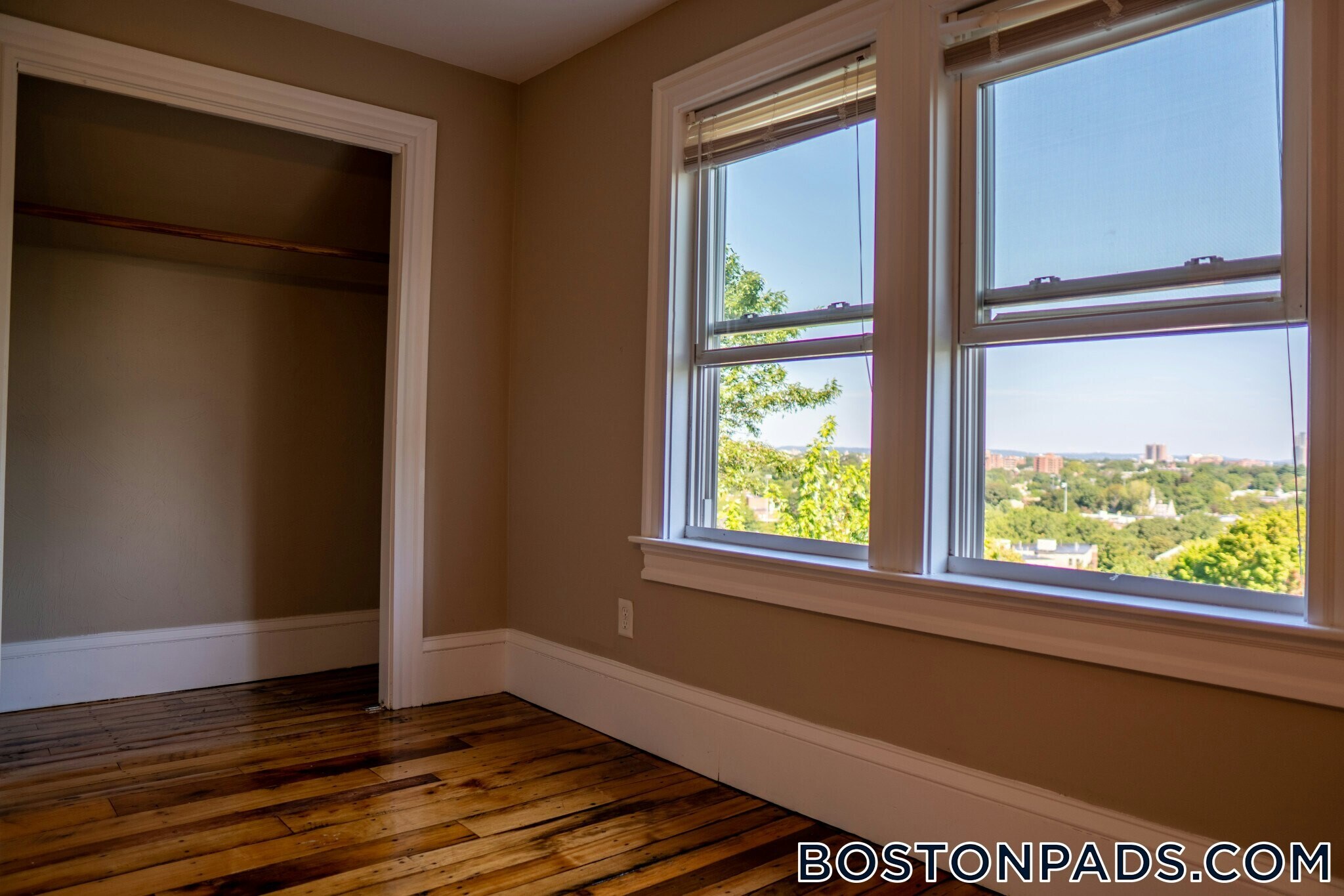 Building Photo - 1 Parker Hill Terrace