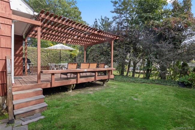 Building Photo - 11 Glenwood Rd