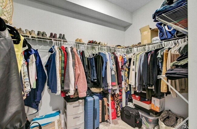 Building Photo - 3 Bedroom, 2.5 Bathroom Home in Oakley Pointe - Moncks Corner