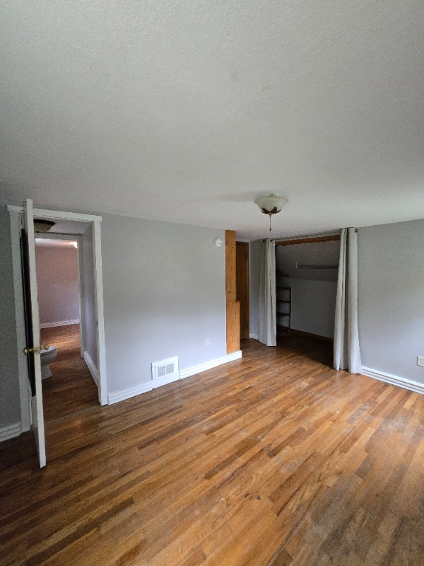 Building Photo - 309 S Shields St