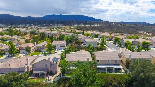 Building Photo - Most Desireable Neighborhood in Temecula  Eastridge by Redhawk