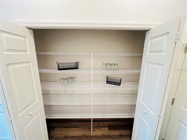 Building Photo - 317 Silverbell Trl