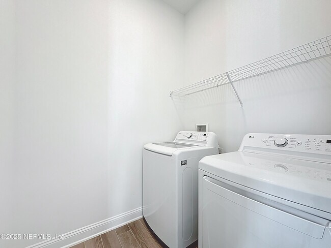 Building Photo - 59 Bedford Ter