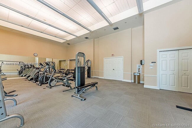 Building Photo - 1300 Ponce de Leon Blvd