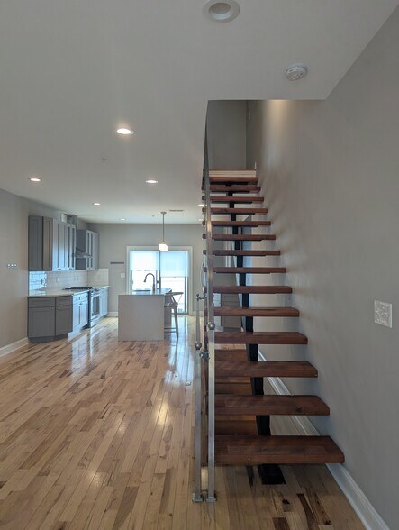 Building Photo - 1644 N 2nd St