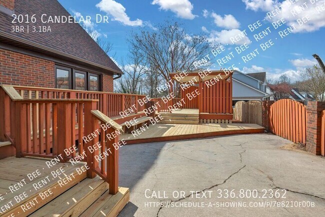 Building Photo - 2016 Candelar Dr