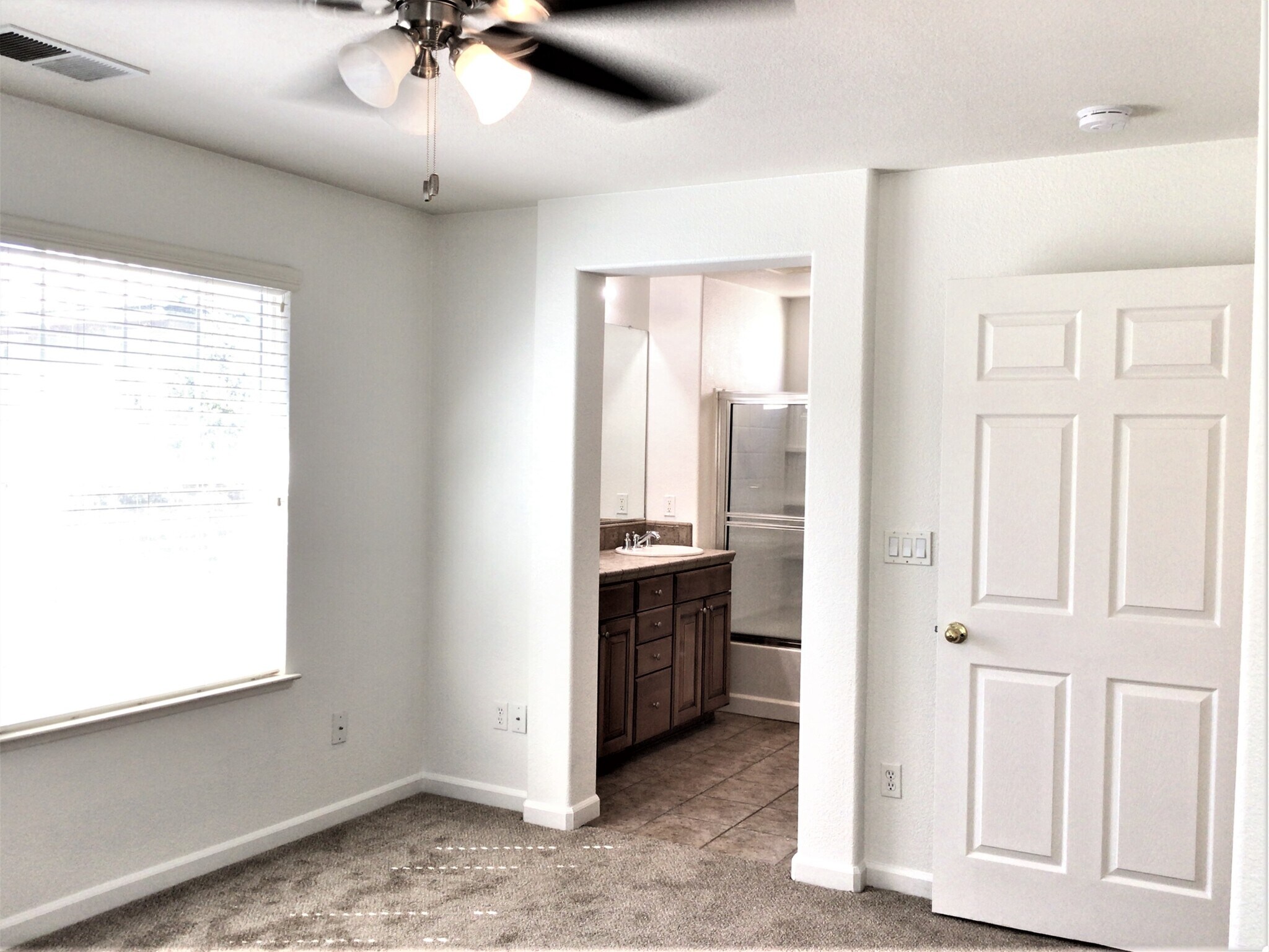 Building Photo - 6704 Altesino Dr