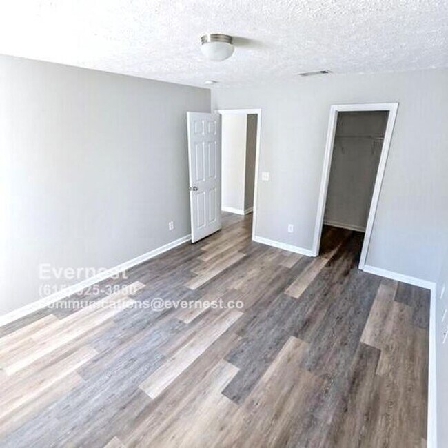 Building Photo - Spacious 4-Bedroom Home with Modern Amenit...