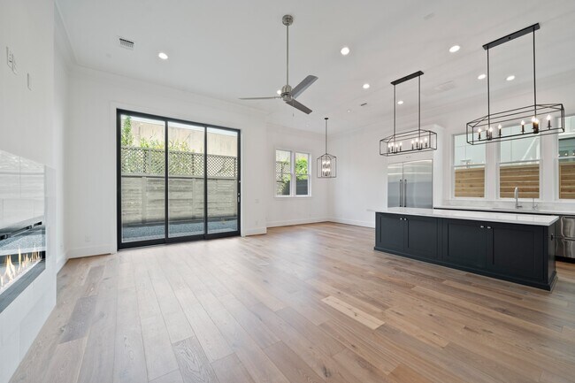 Building Photo - 7550 Little Caprese Ln