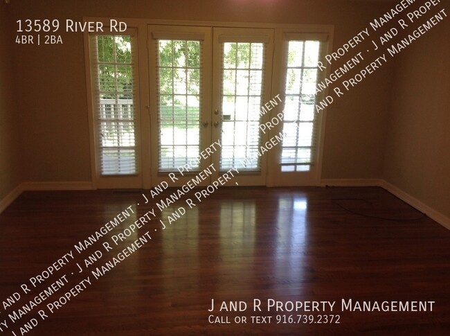 Building Photo - 13589 River Rd