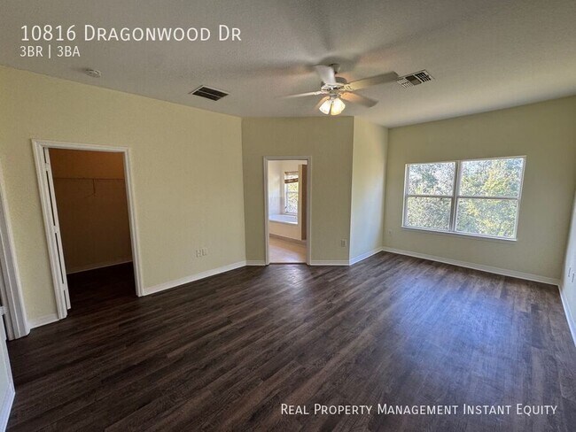 Building Photo - 10816 Dragonwood Dr