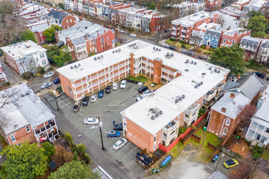 Building Photo - 2100 Grove Ave