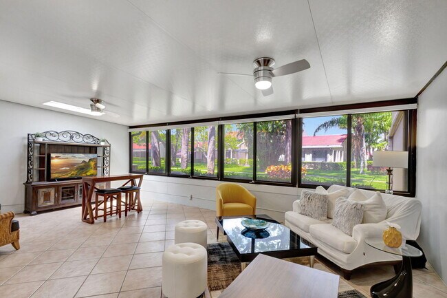 Building Photo - 807 Windermere Way
