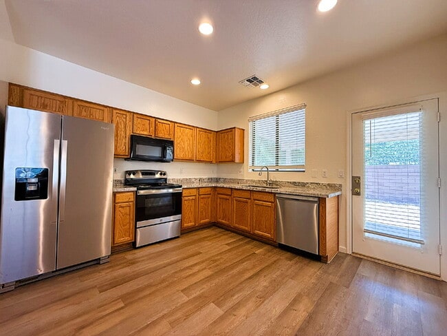 Building Photo - 12788 N 88th Dr