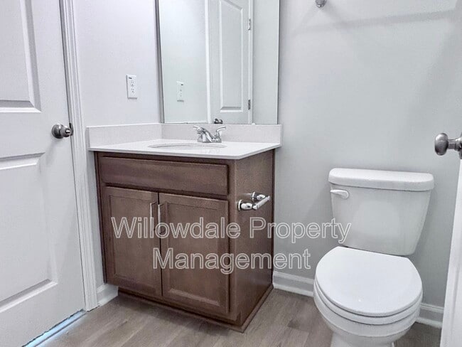 Building Photo - 398 Chesapeake Cmns St