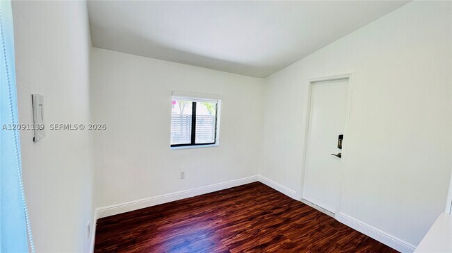 Building Photo - 2250 SW 23rd St