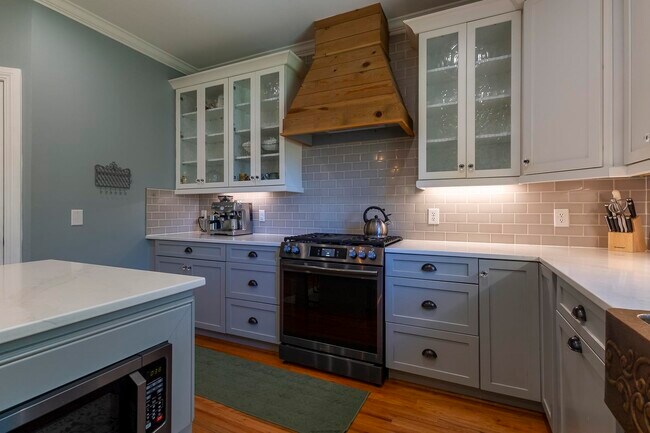 Building Photo - 133 Old Augusta Dr