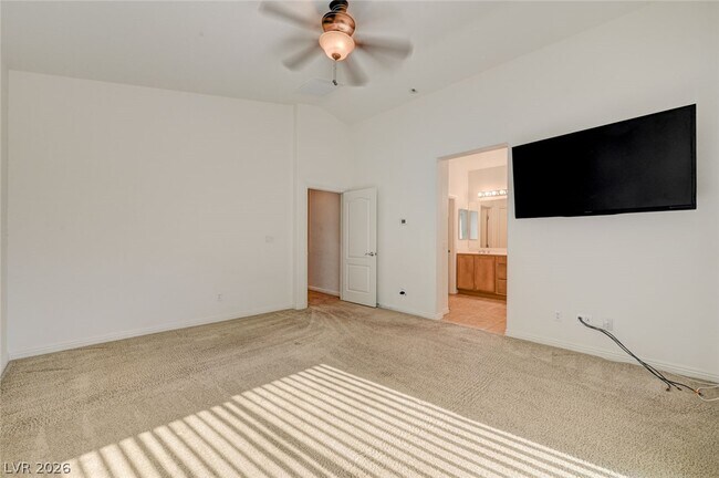 Building Photo - 5921 Altissimo St