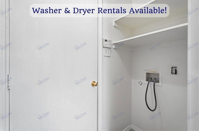 Building Photo - 412 Pin Oak Ln