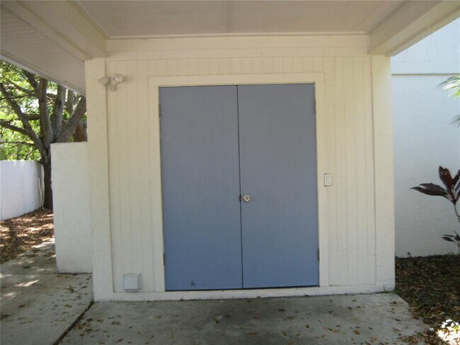 Building Photo - 1976 Debbie St