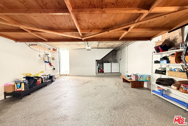 Building Photo - 2336 28th St