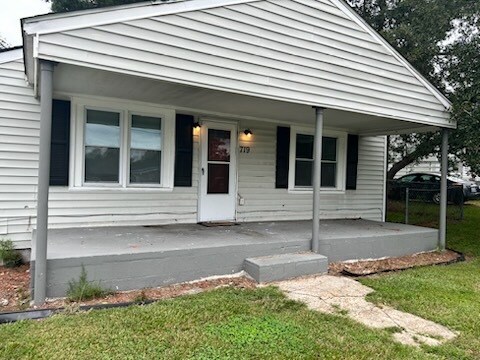 Building Photo - 719 Tallman Cir