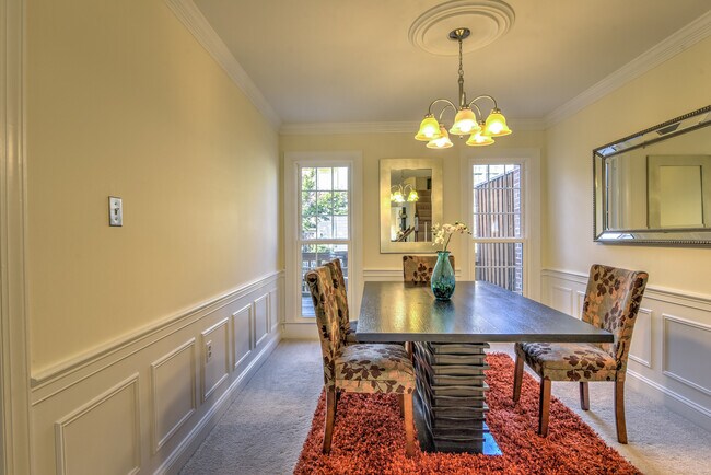 Dining Room - 6506 Serenade Plz