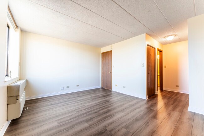 Building Photo - 75 Kristin Cir