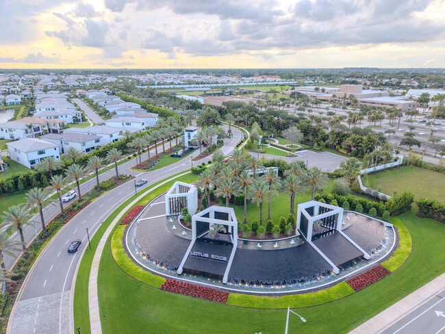 Building Photo - 9524 Riverside Pk Dr