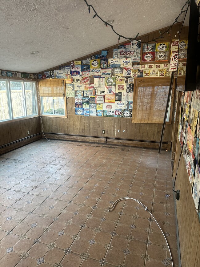 Building Photo - 125 Stimson Rd